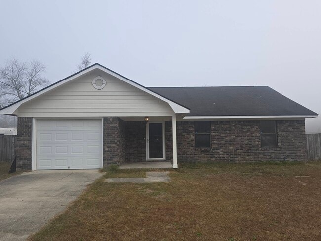 Building Photo - 1304 Tower Dr