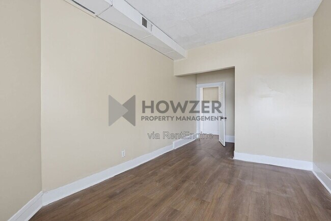16 Chester Ave Unit 16