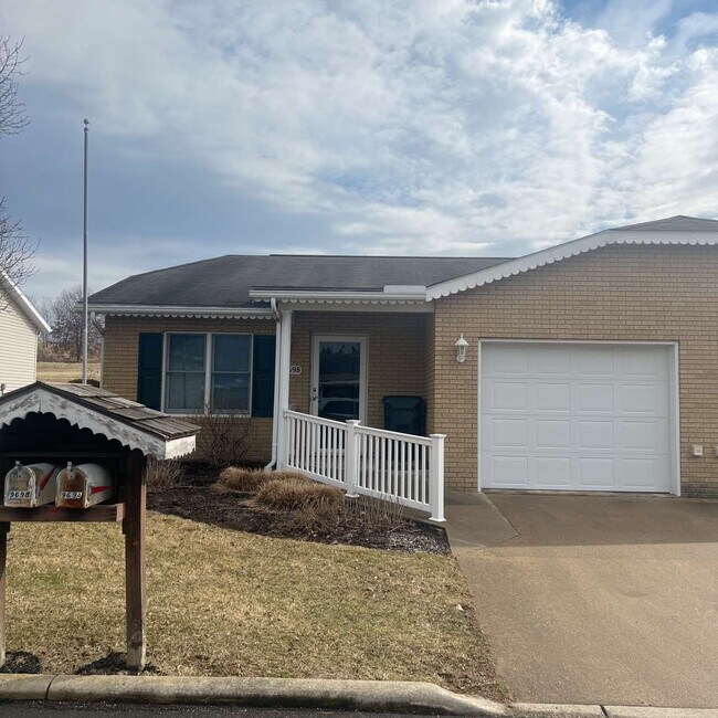 Photo - 969 B McDonald Dr Townhome