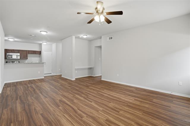 Photo - 514 E Hazelwood St Unit B