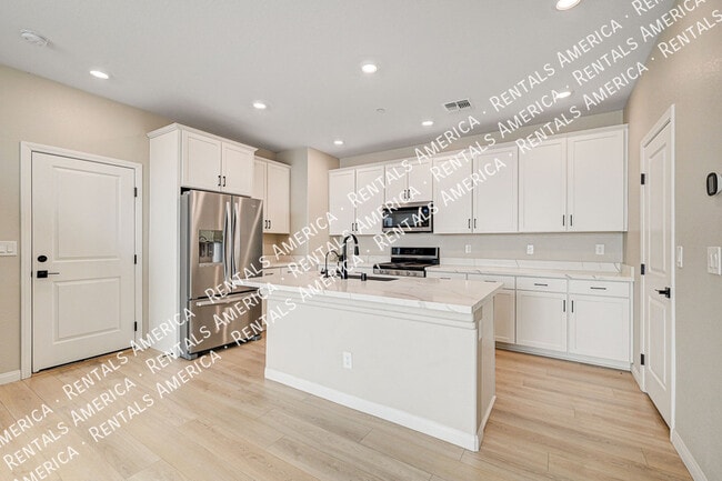 Photo - 2288 Trasimeno Pl