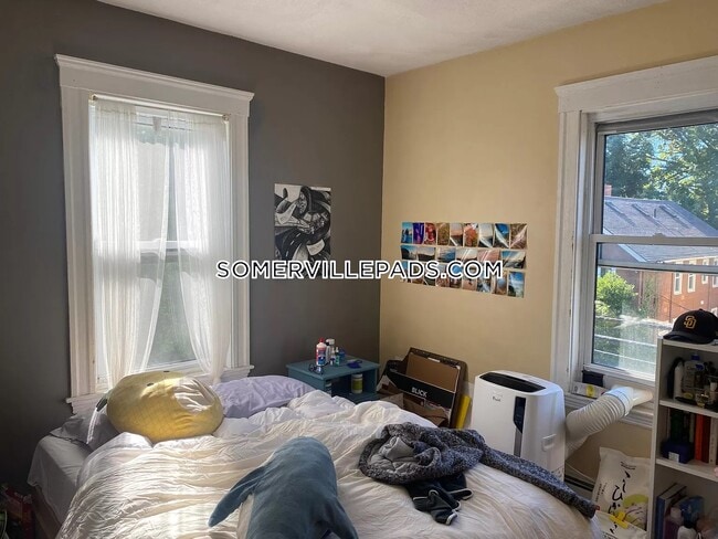 Photo - 49 Conwell Ave Unit 2