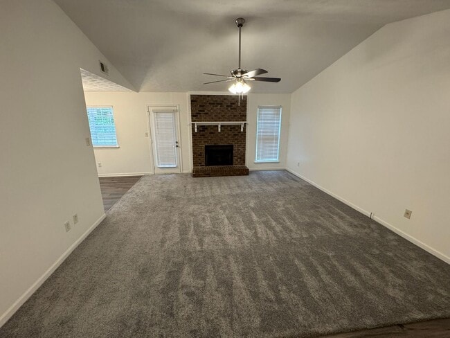 Photo - Nice Riverdale 3 Bedroom 2 Bath in Cul-De-Sac!!