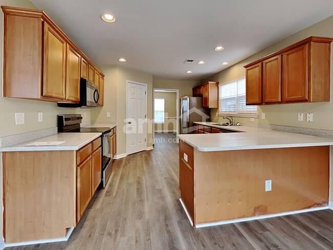 Photo - 9476 Falling Embers Ln