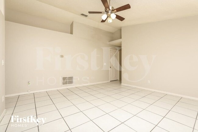 Photo - 7594 Groveoak Dr