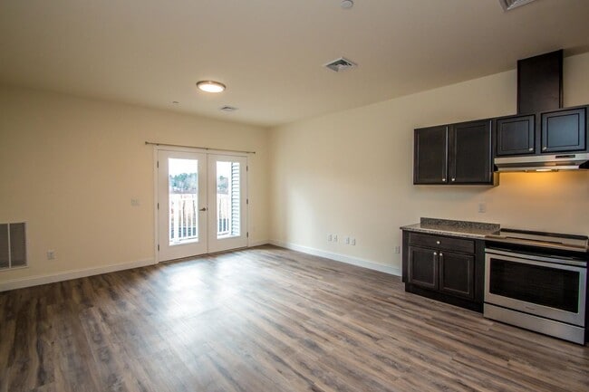 Photo - 30 Alpine Place Dr Unit 104