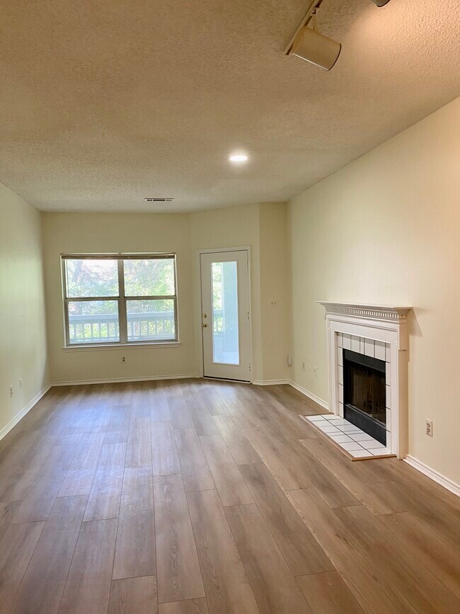 Photo - 4405 Fair Stone Dr Unidad 203