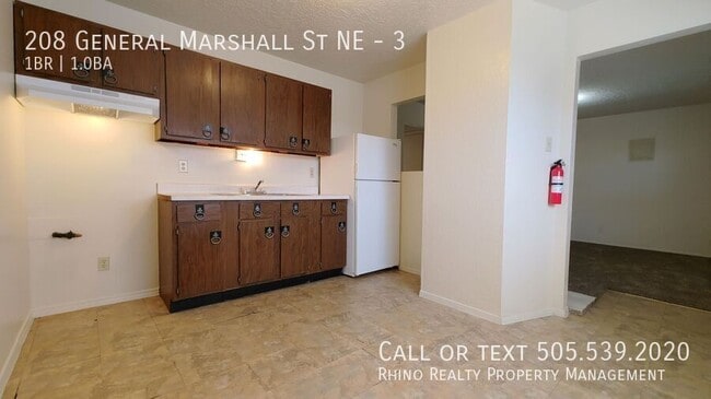 Photo - 208 General Marshall St NE Unidad 3