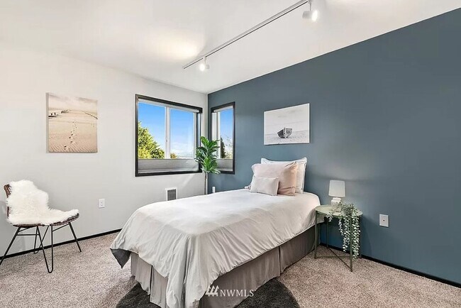 Photo - 2Bd/2Ba Seattle Condo Unit 302