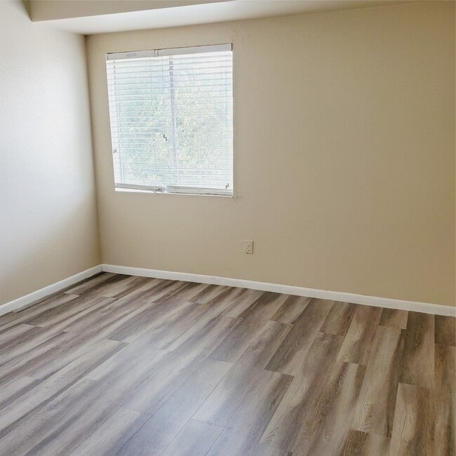 Building Photo - 12511 Ashford Meadow Dr Unit A Rental