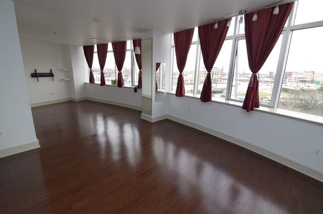 Photo - 201 N 8th St Unit 612