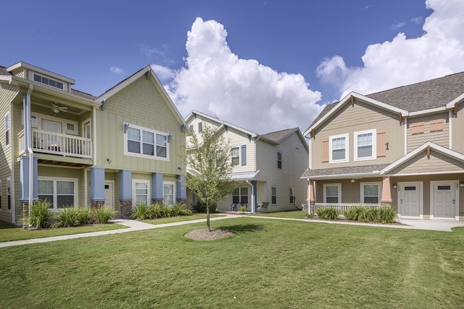 Photo - Aspen Heights - Per Bed Leases