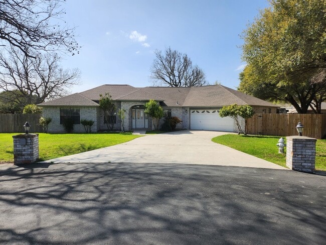 Awesome 4 bdrm/2.5 ba in La Brisas - Awesome 4 bdrm/2.5 ba in La Brisas House