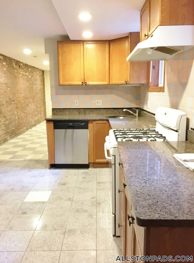 Photo - 73 Harvard Ave Unidad G1