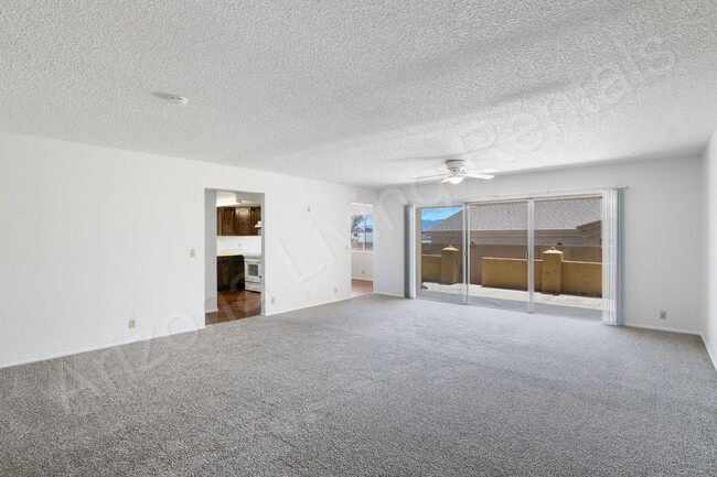Photo - 3431 Truckee Dr