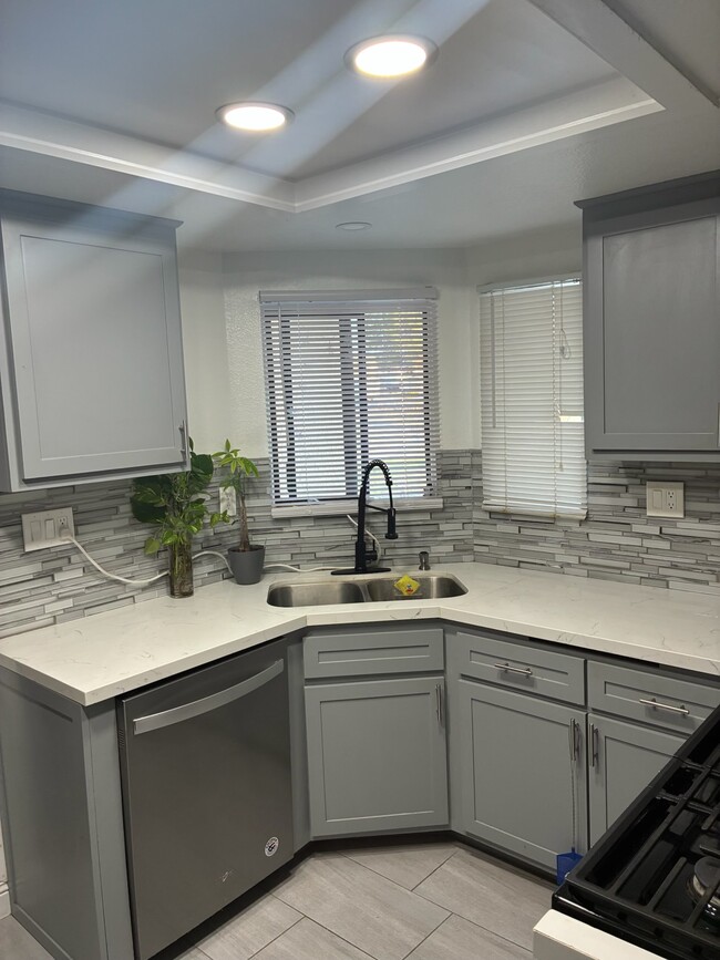 Photo - 26468 Yawl Ct