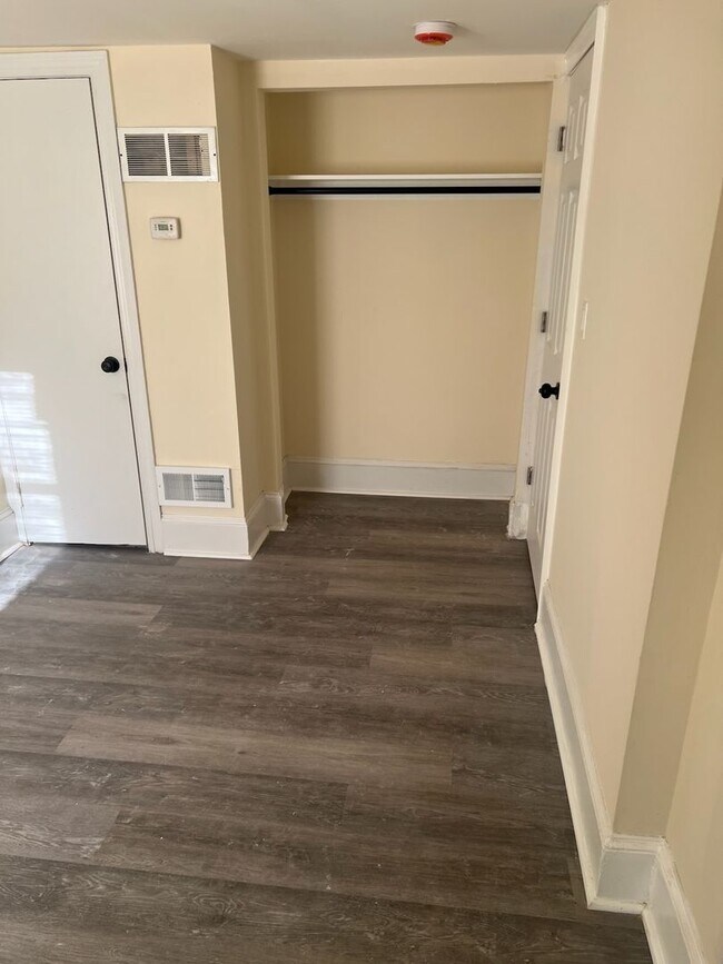 Photo - 704 Washington St Unidad 03