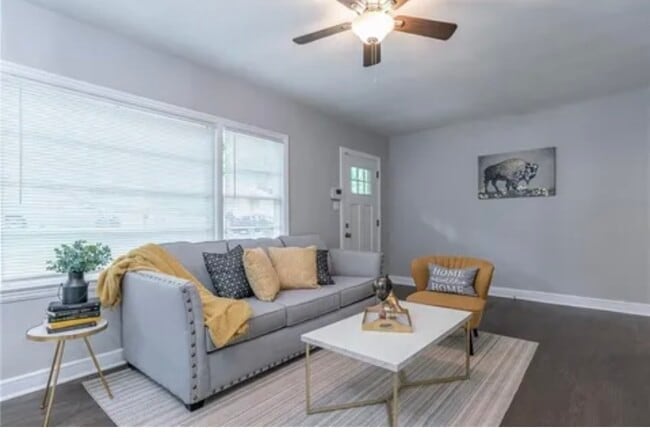 Photo - 2992 Harlan Dr