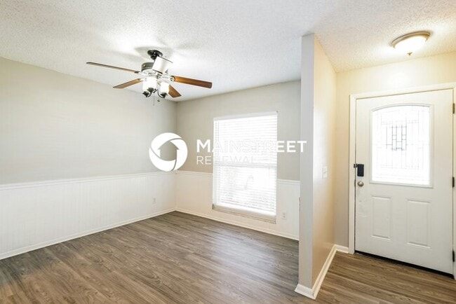 4 Bedroom Pet-Friendly Home in Valrico, FL with Main Street Renewal