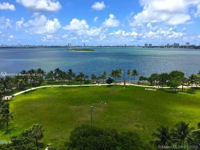 Photo - 1900 N Bayshore Dr Unit 1006