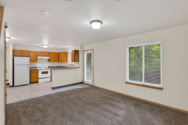 Photo - 4837 NE 102nd Ave Unit 03
