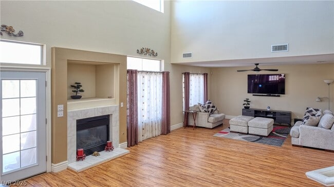 Photo - 3704 N Campbell Rd