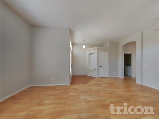 Photo - 20834 N Jones Ct