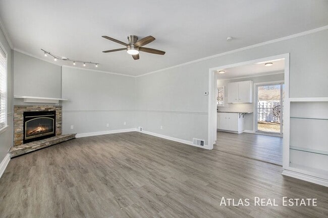 Photo - 7543 Booth Dr