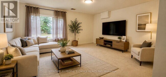 Photo - 718 Winters St