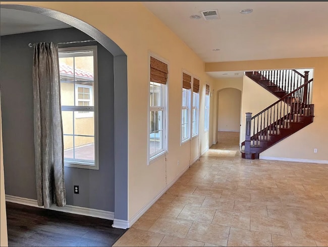 Photo - 1112 Championship Rd