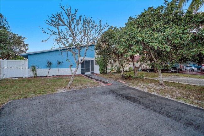 Photo - 5904 S Rue Rd