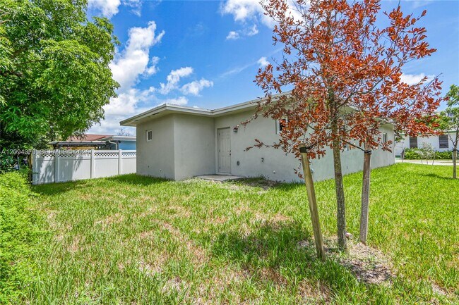 707 NW 2nd Terrace