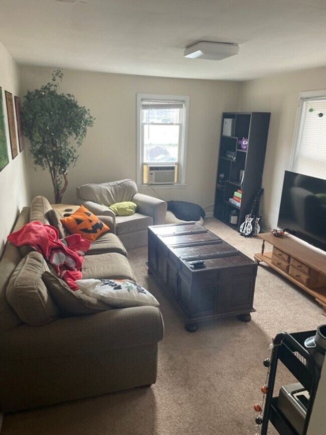 Photo - 133 Chittenden Ave Unit 133 B-1