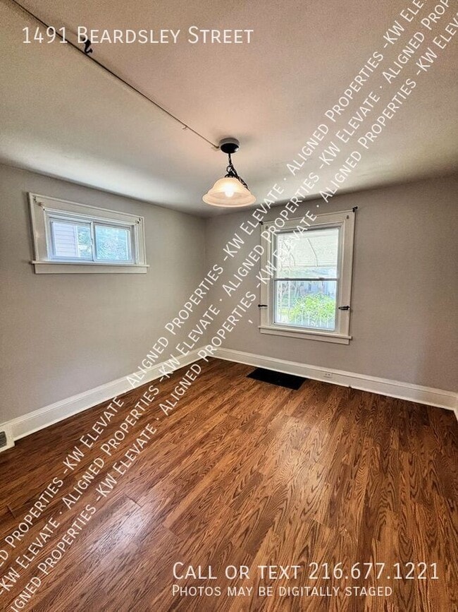 Photo - 1491 Beardsley St
