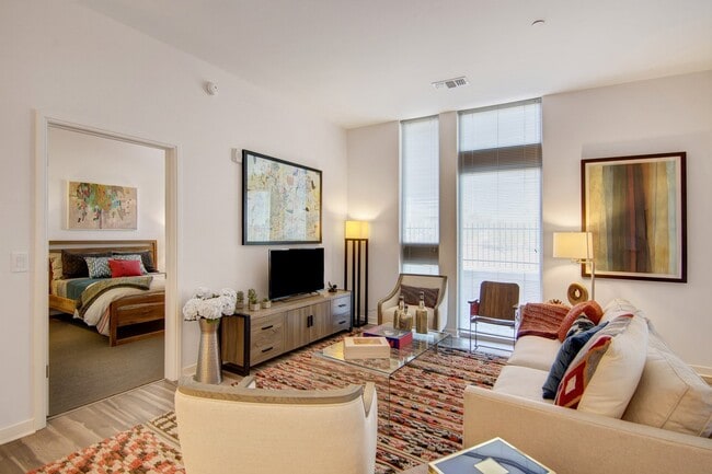 Building Photo - The Trend at 51