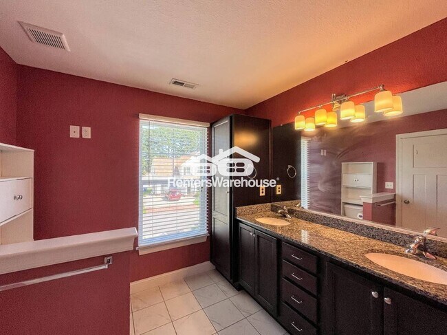105 Bedford Pl