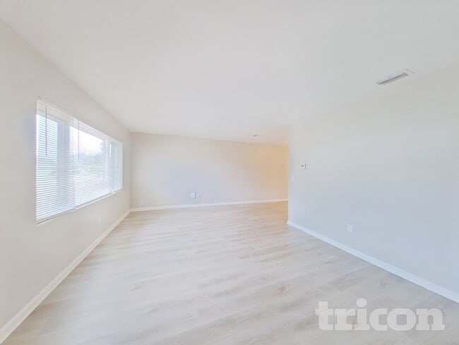 Photo - 2020 Magnolia Dr