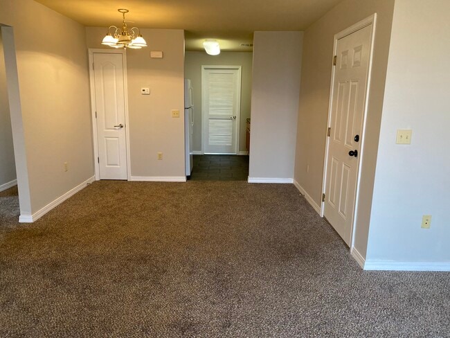 Photo - 320 Toni Ln Unidad D