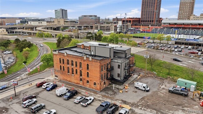 Photo - 136 Seneca St