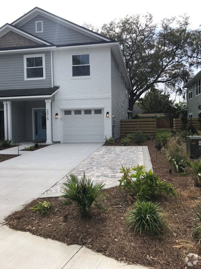 Building Photo - 2015 Ryan Rd Rental