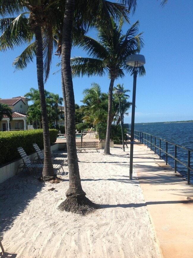 Photo - 1040 Lake Shore Dr Condo Unit 105