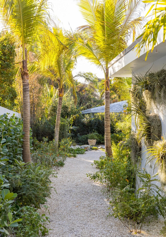 Photo - 3415 N Flagler Dr