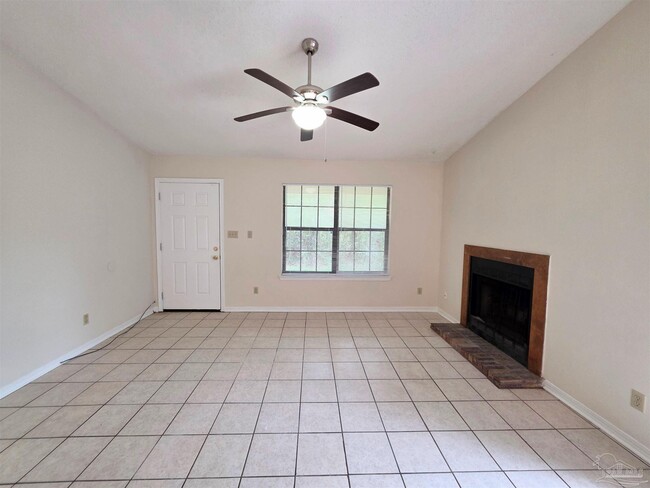 Photo - 1440 N 61st Ave