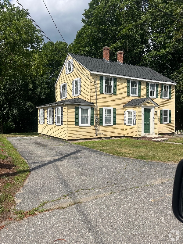 Building Photo - 62 Kilbourn Rd Rental