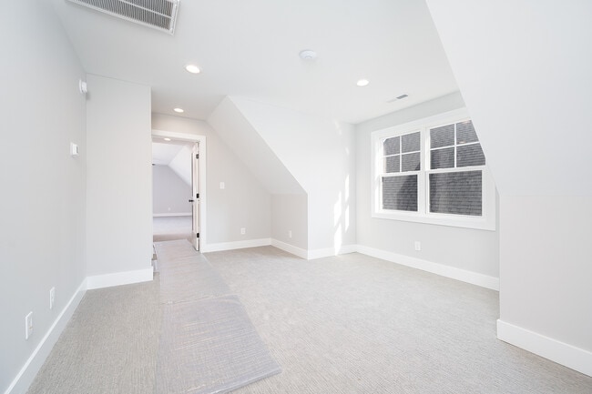 106 Lincolns Way