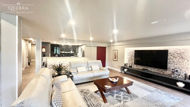 Photo - 100 Coastline Dr