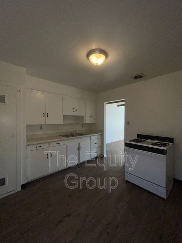 Photo - 513 E Myrtle Ave Unidad B