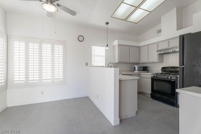 Photo - 7045 Sawtooth Dr