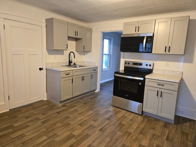 Photo - 2 twin brook rd