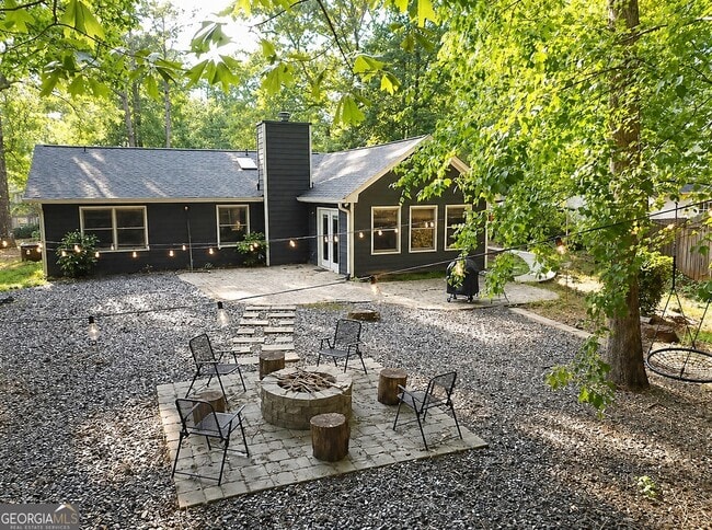 Photo - 135 Summer Brooke